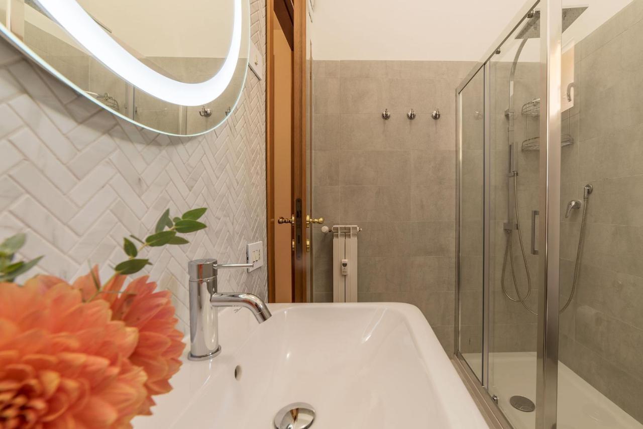 Lively Roma Trastevere Renovated Apartment - Fromhometoروما المظهر الخارجي الصورة